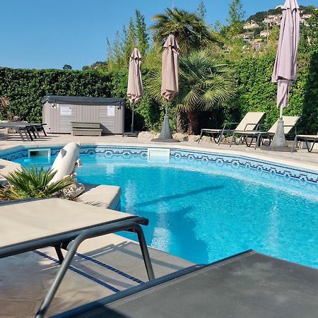 Villa Plein Sud A 900M Du Centre De Cavalaire Sur Mer - Chambre Climatisee - Piscine - Spa- Calme Et Detente المظهر الخارجي الصورة