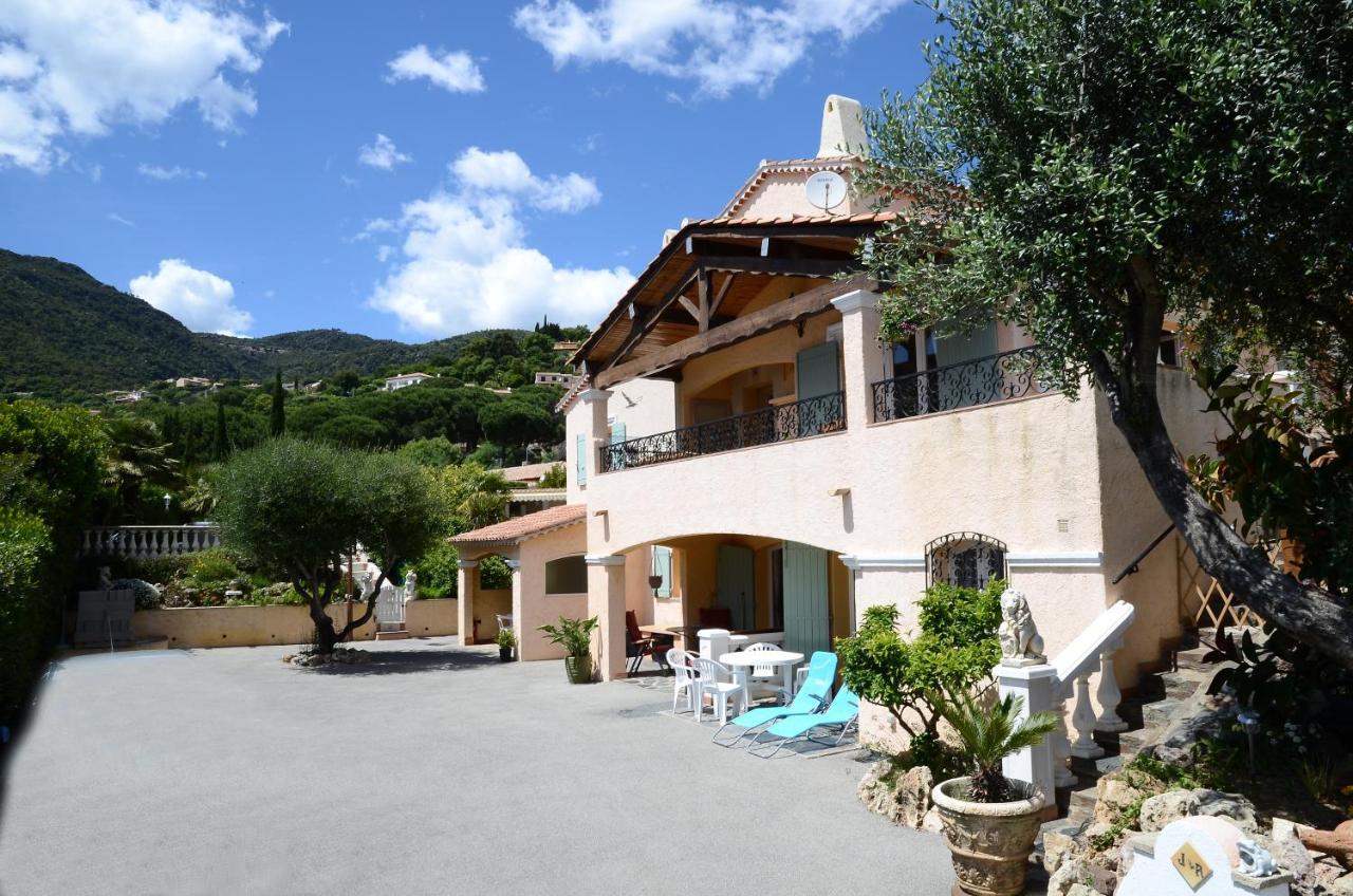 Villa Plein Sud A 900M Du Centre De Cavalaire Sur Mer - Chambre Climatisee - Piscine - Spa- Calme Et Detente المظهر الخارجي الصورة