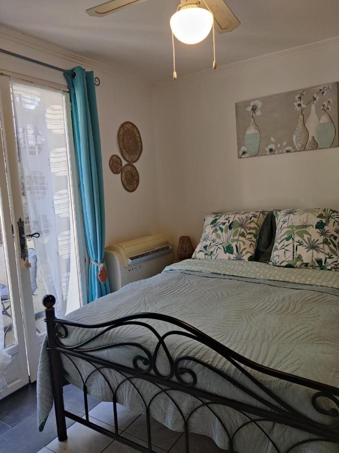 Villa Plein Sud A 900M Du Centre De Cavalaire Sur Mer - Chambre Climatisee - Piscine - Spa- Calme Et Detente المظهر الخارجي الصورة